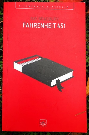 Fahrenheit 451 (1951-RAY BRADBURY)